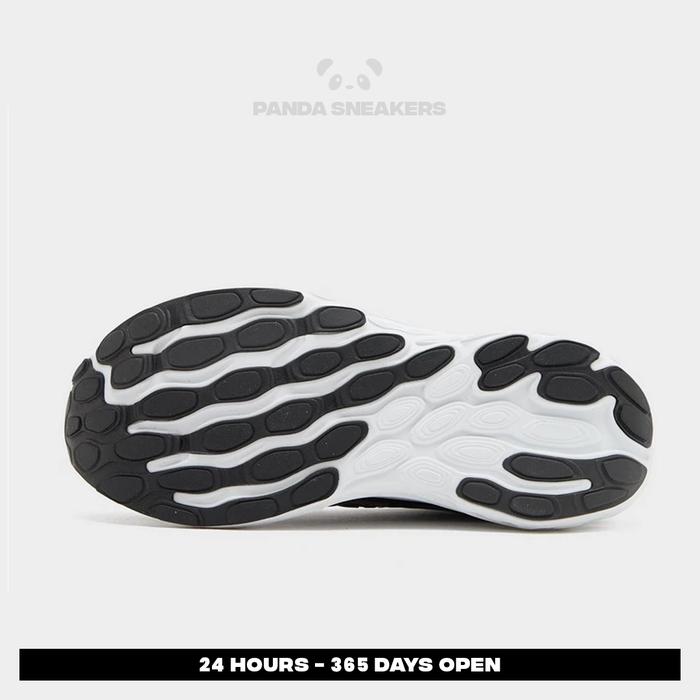 sepatu nb new balance fresh foam trainer black white sneakers authentic sepatu nb new balance fresh foam trainer black white sneakers authentic